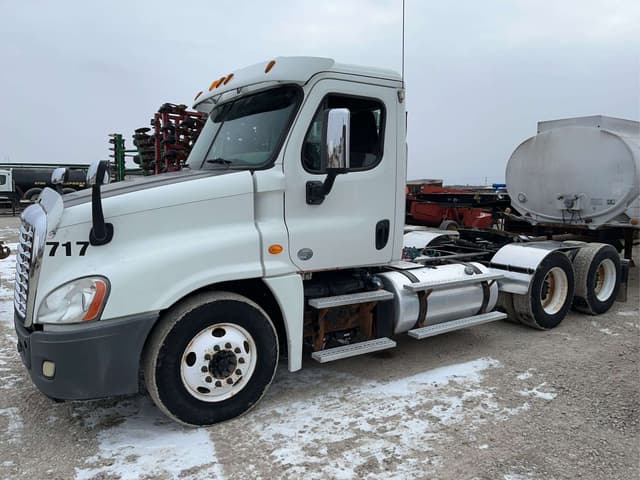 Image of Freightliner Cascadia 125 equipment image 1