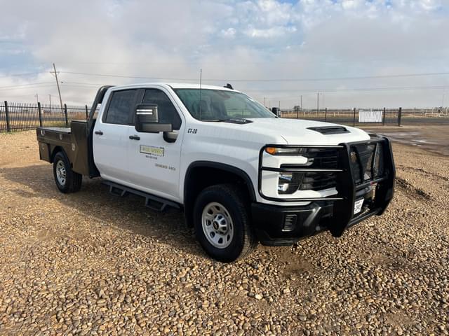 Image of Chevrolet 3500HD equipment image 2