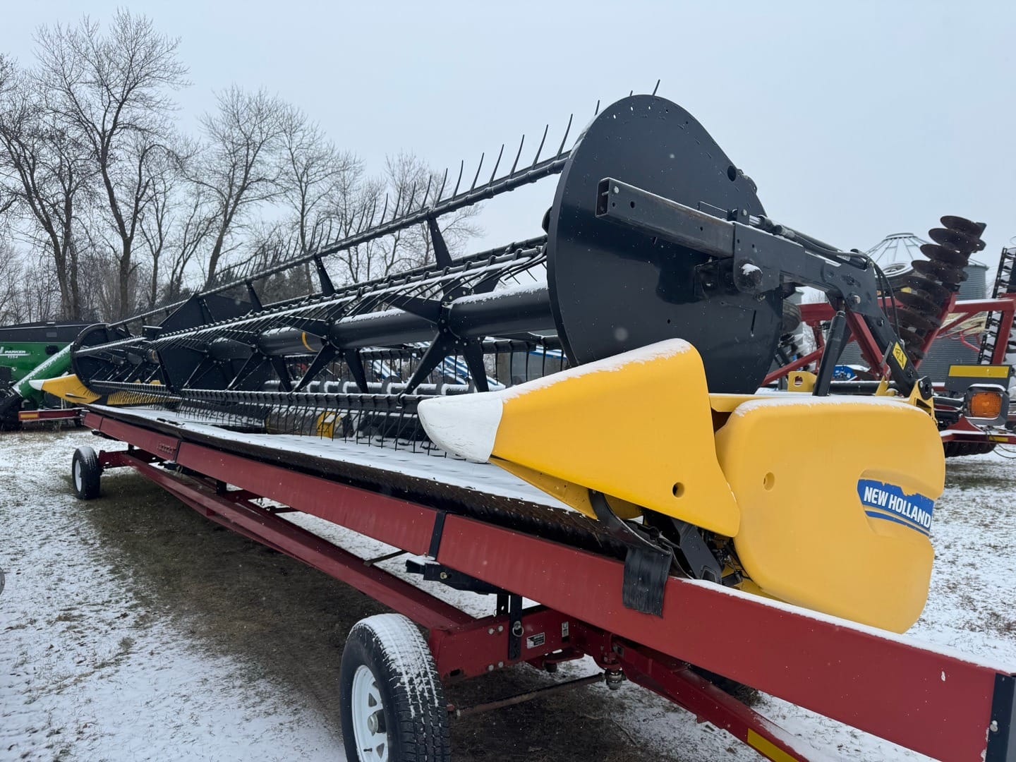 2012 New Holland 880CF Equipment Image0