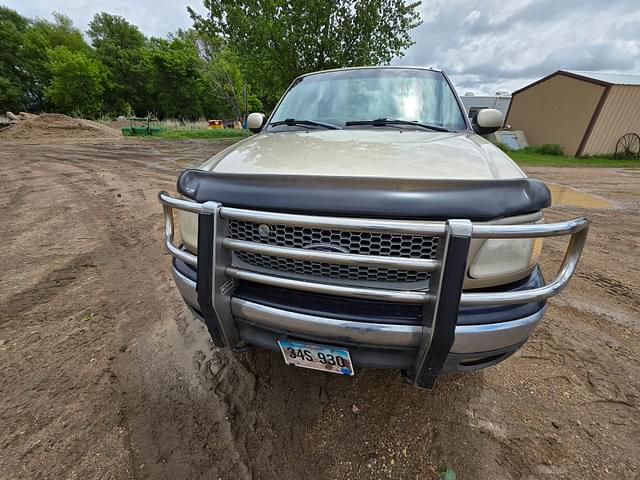 Image of Ford F-150 equipment image 2