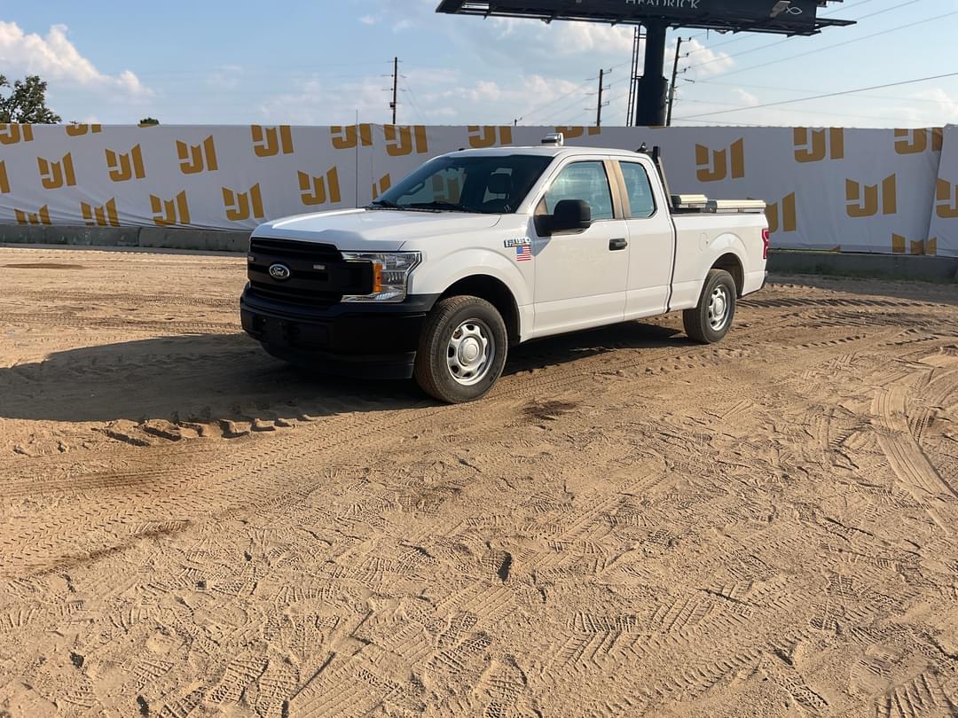 Image of Ford F-150 Primary image