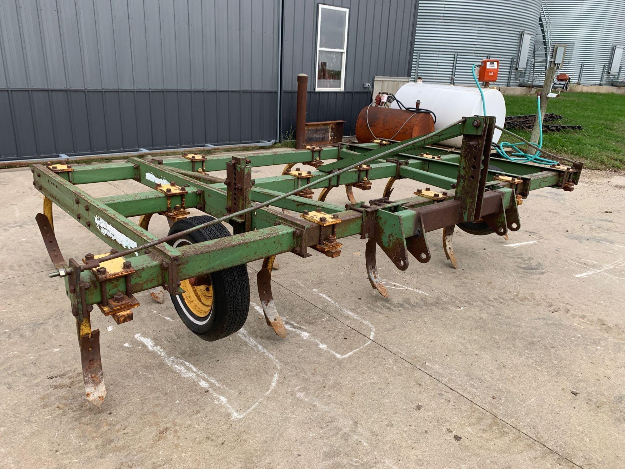 Main image Kewanee 180