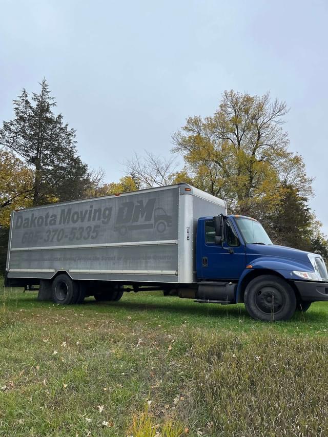 Image of International 4300 equipment image 1