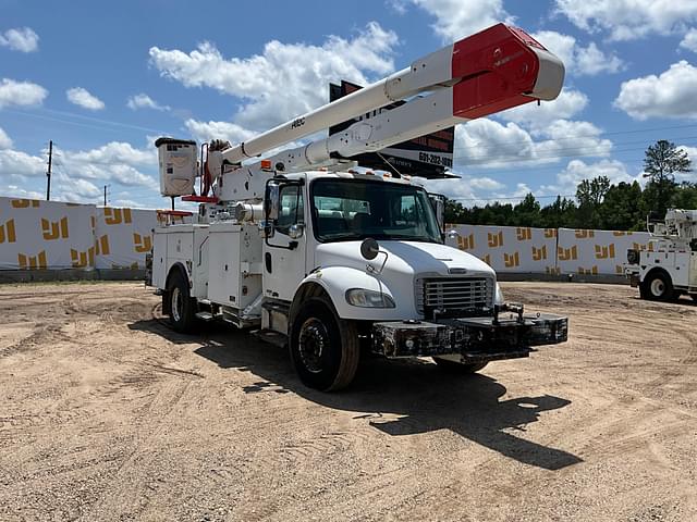 Image of Freightliner M2 equipment image 2