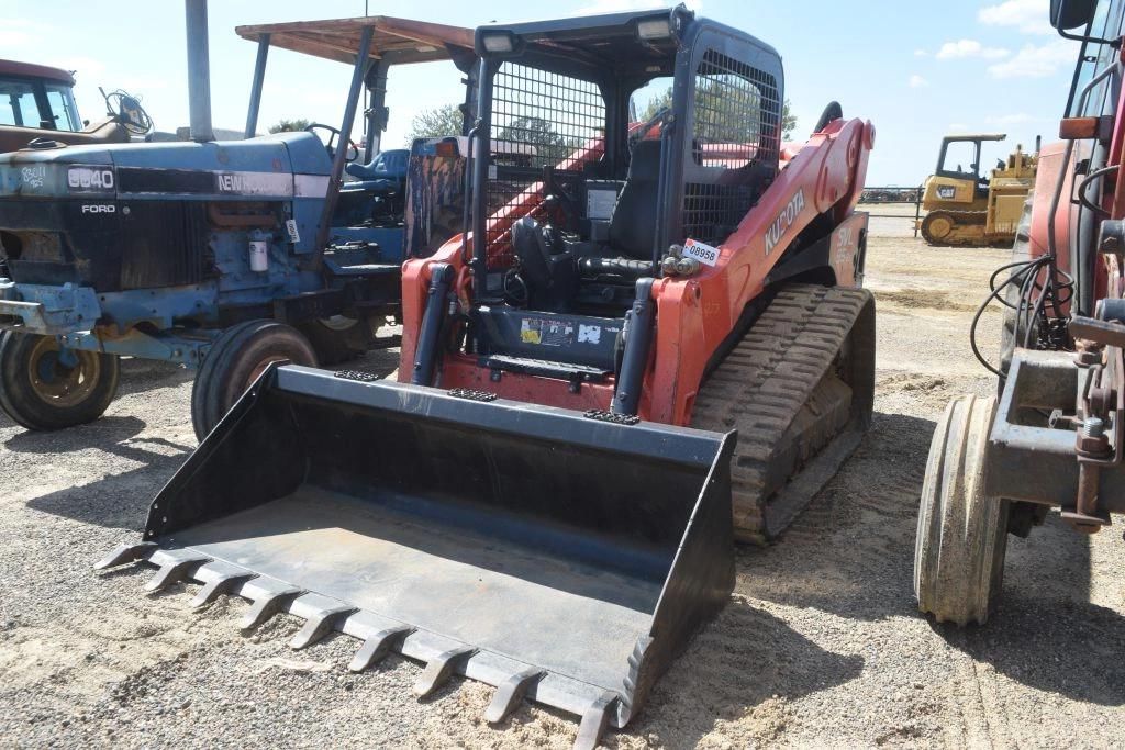 Kubota SVL95-2S Equipment Image0