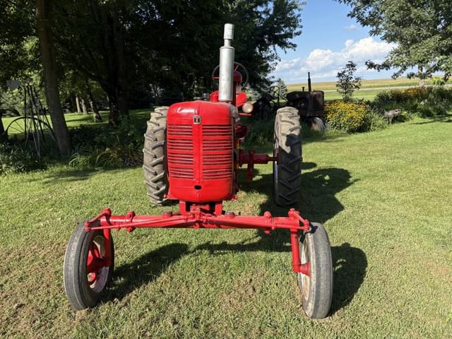 Image of Farmall Super C equipment image 2