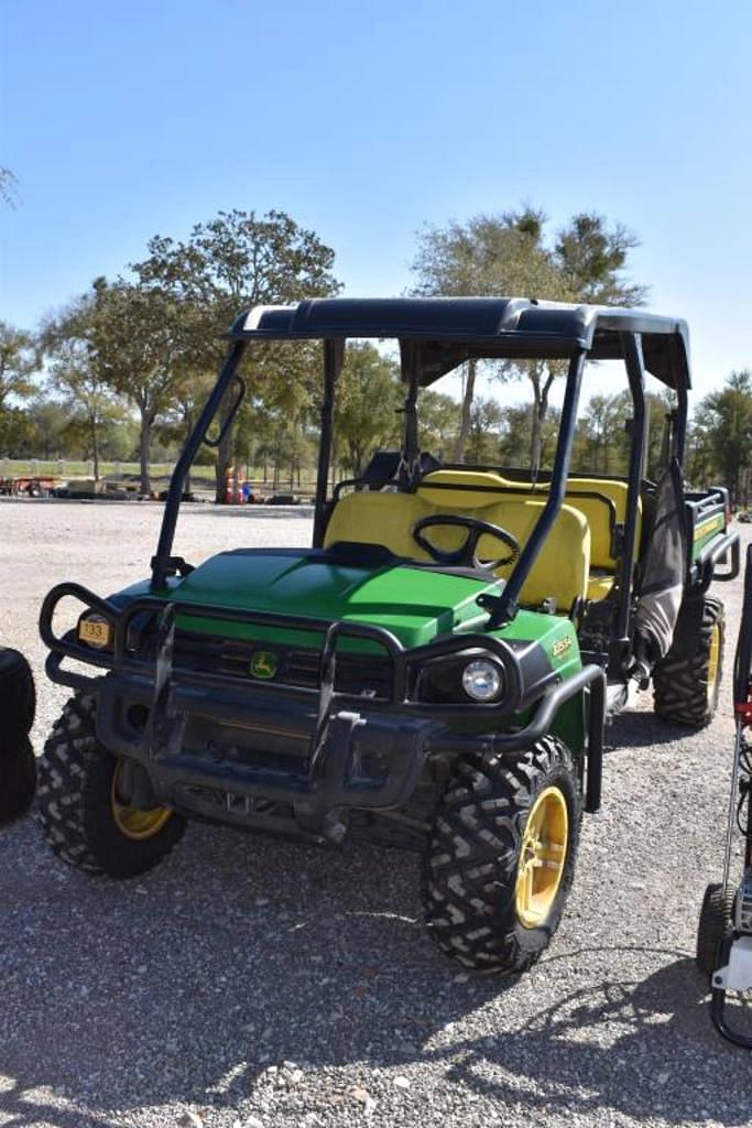 Image of John Deere Gator 825i Primary image