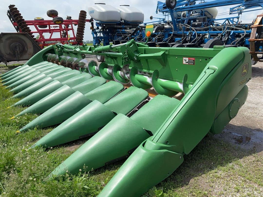 Image of John Deere 712FC Primary image