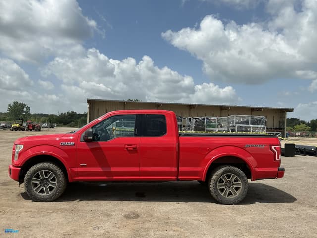 Image of Ford F-150 equipment image 1