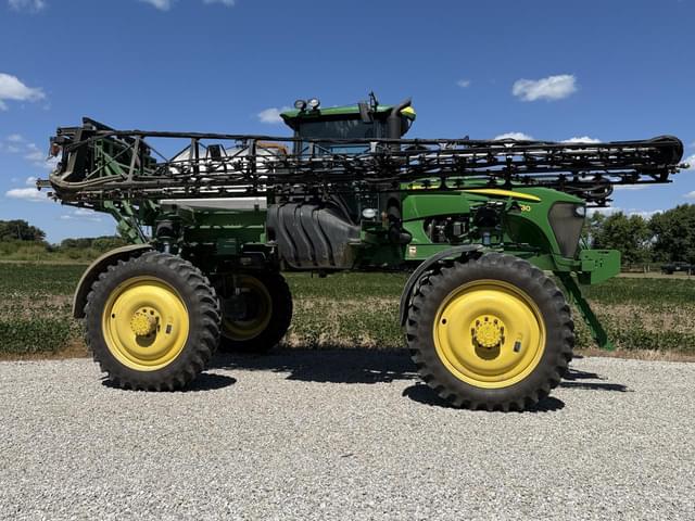 Image of John Deere 4730 equipment image 1