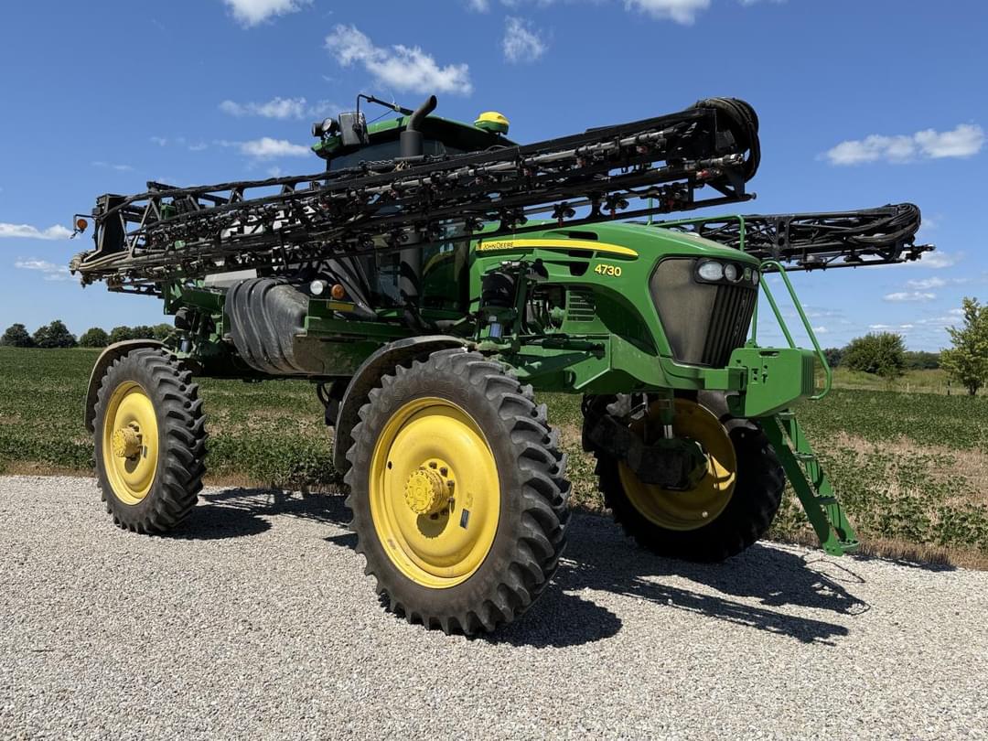 Image of John Deere 4730 Primary image