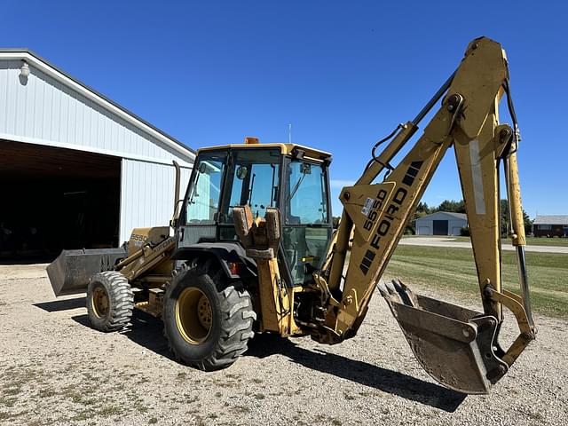 Image of New Holland 555D equipment image 4