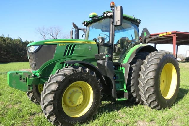 Image of John Deere 6215R equipment image 1
