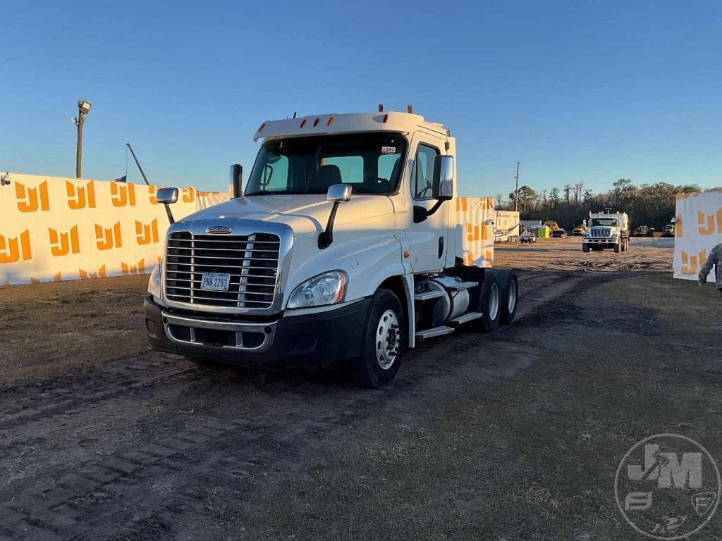 Image of Freightliner Cascadia Primary image