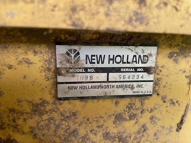 Image of New Holland TR98 equipment image 2