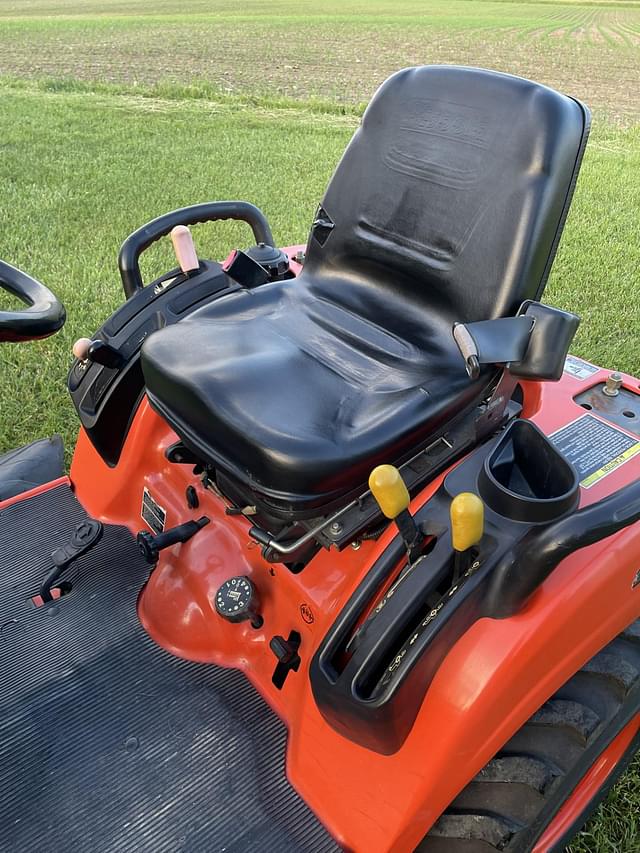 Image of Kubota BX2360 equipment image 3
