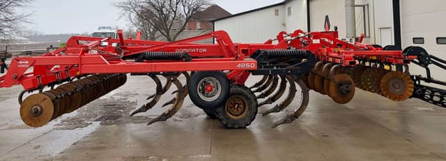Image of Kuhn Krause Dominator 4850 equipment image 2