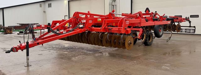 Image of Kuhn Krause Dominator 4850 equipment image 1