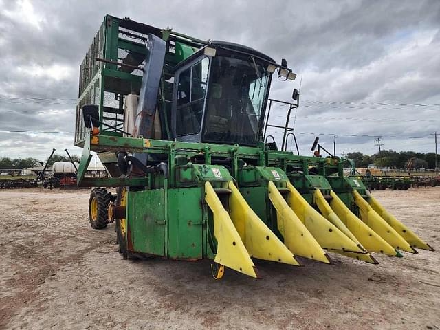 Image of John Deere 9965 equipment image 2