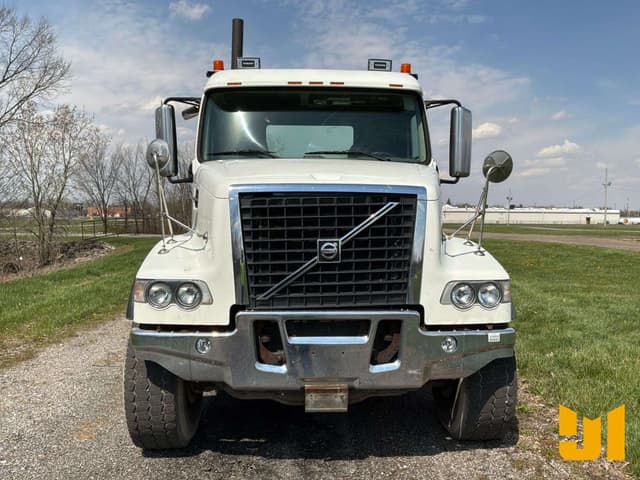Image of Volvo VHD equipment image 1
