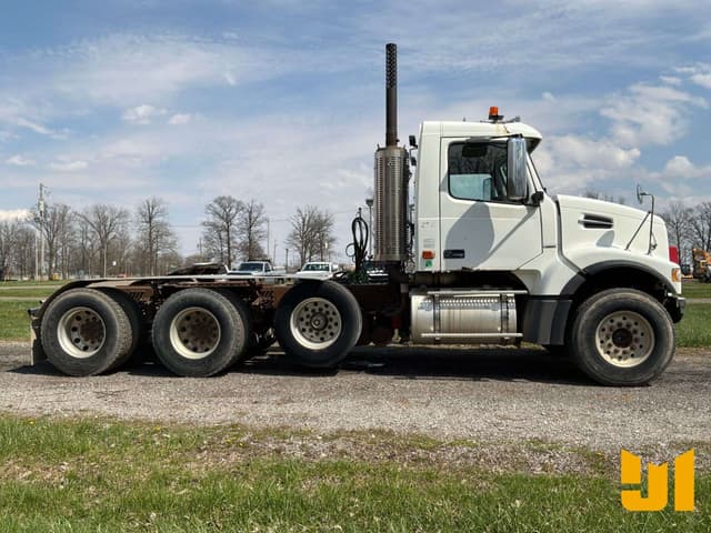Image of Volvo VHD equipment image 3