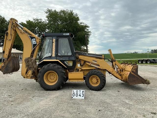 Image of Caterpillar 426B equipment image 3