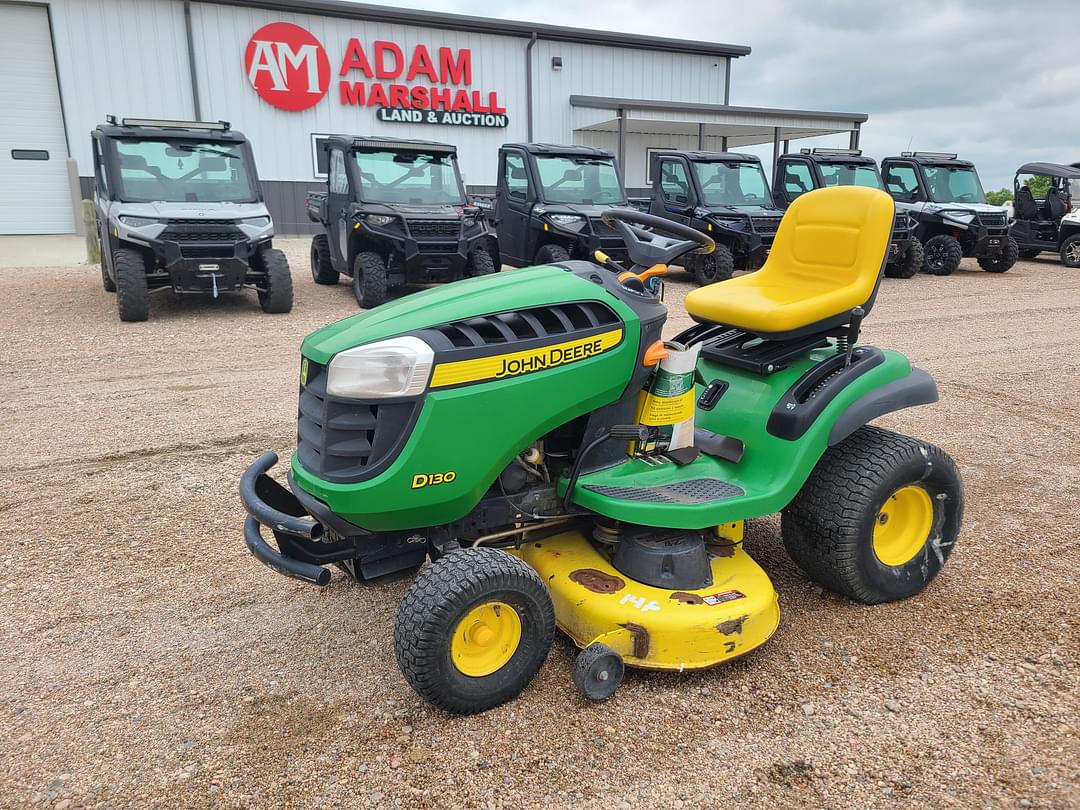 Image of John Deere D130 Primary image