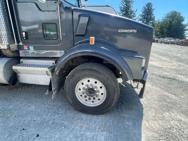 Image of Kenworth T800 equipment image 4
