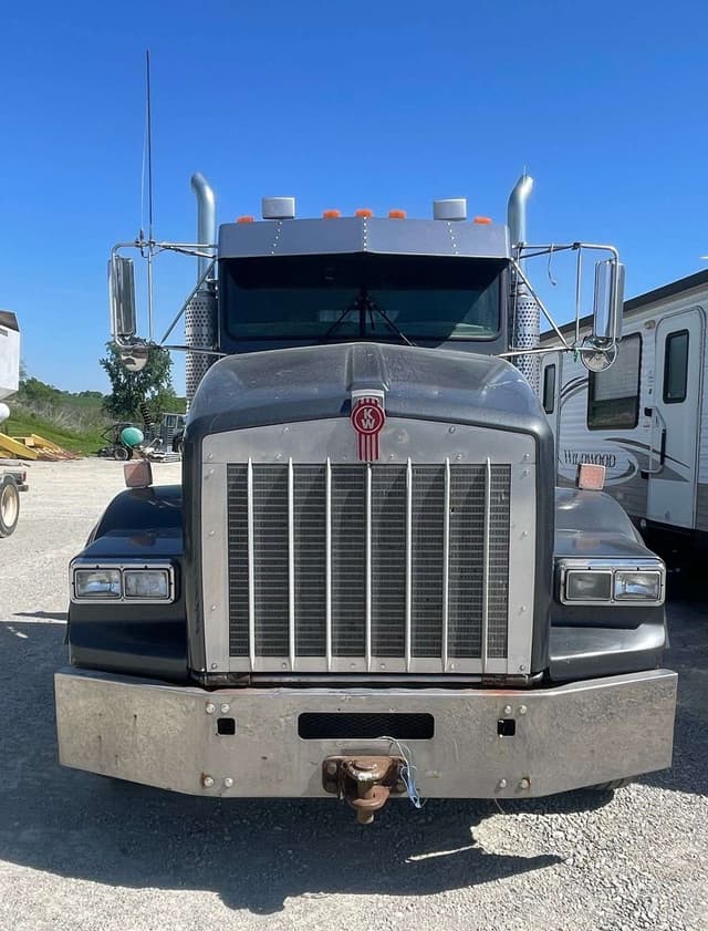 Image of Kenworth T800 equipment image 2