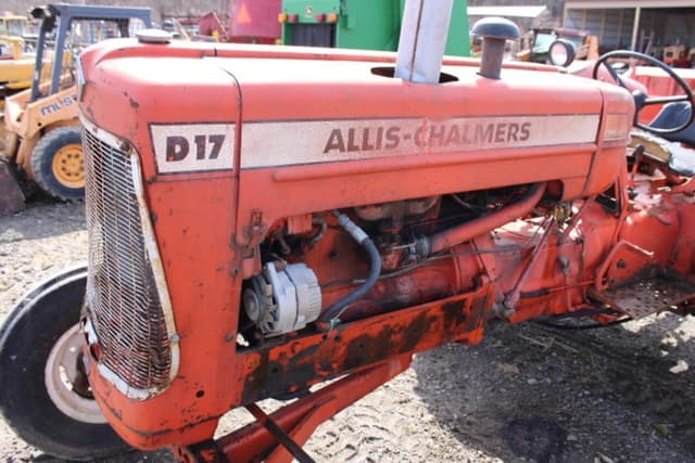 Image of Allis Chalmers D17 equipment image 3