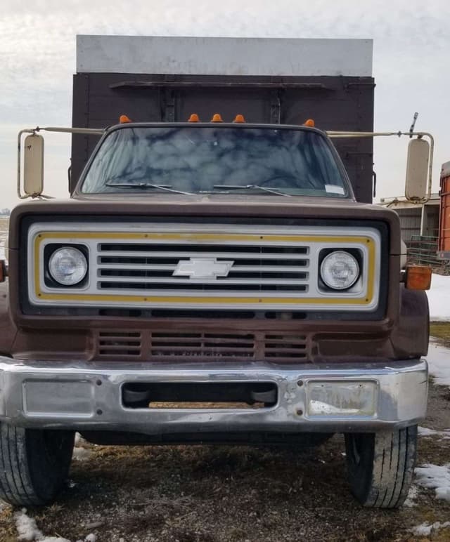 Image of Chevrolet C65 equipment image 2