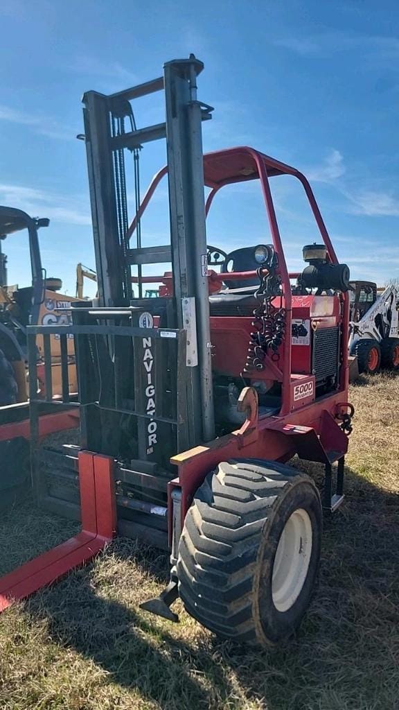 2012 Navigator 5000 Equipment Image0