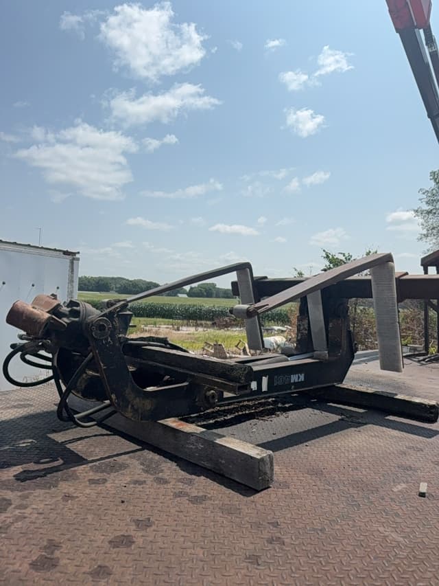 Image of Ford L9000 equipment image 3