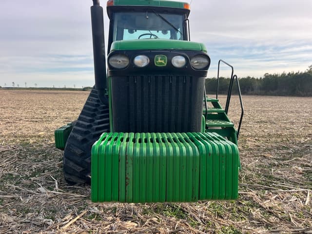 Image of John Deere 8520T equipment image 2