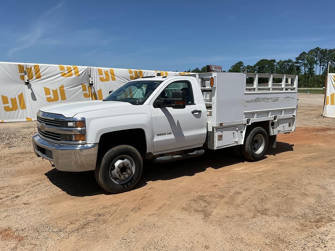 Image of Chevrolet 3500 Primary image