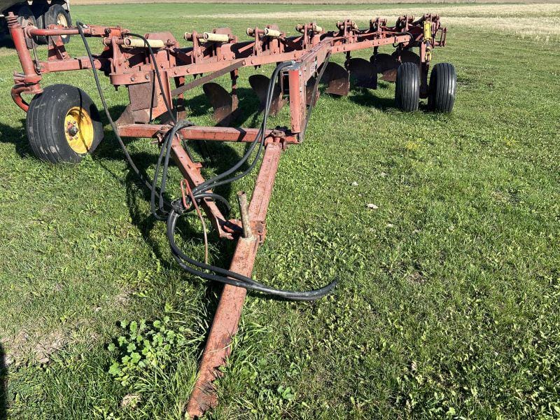 Main image Melroe 903