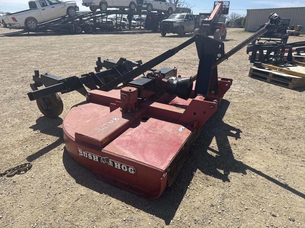 Bush Hog 3008 Equipment Image0