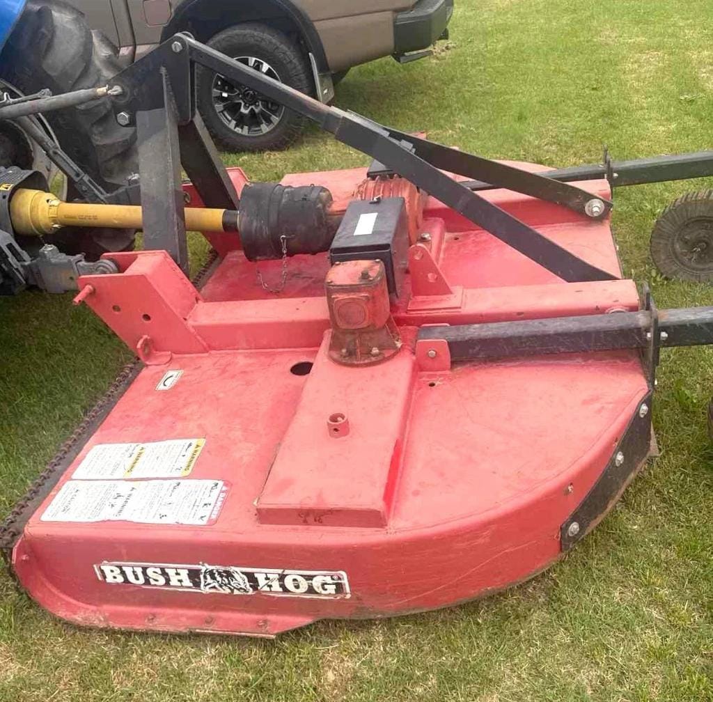 Bush Hog 3008 Equipment Image0