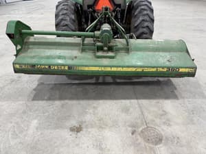 John Deere 390 Image