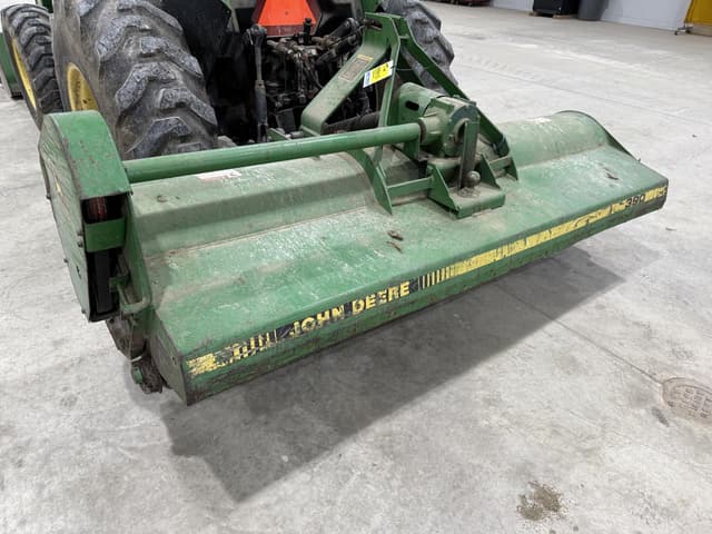 Image of John Deere 390 equipment image 1
