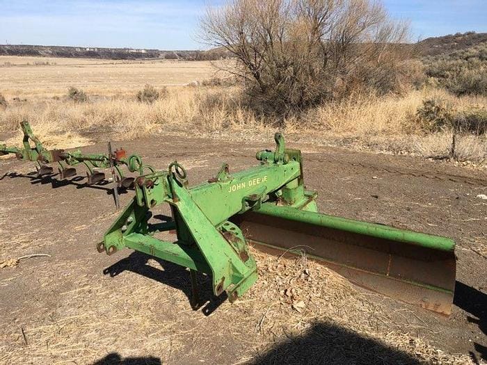 Main image John Deere 115