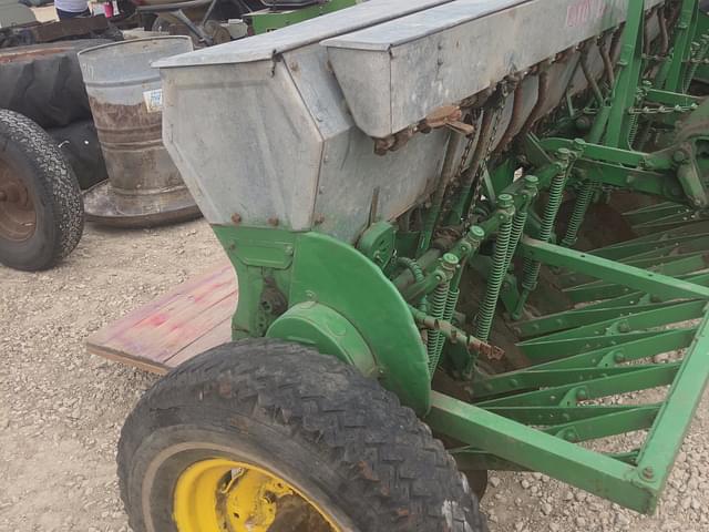 Image of John Deere Van Brunt equipment image 4