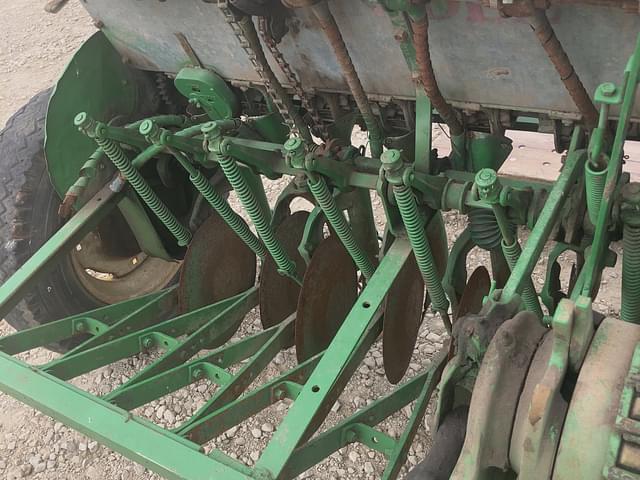 Image of John Deere Van Brunt equipment image 3