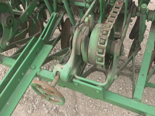 Image of John Deere Van Brunt equipment image 2