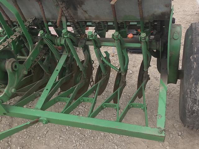 Image of John Deere Van Brunt equipment image 1