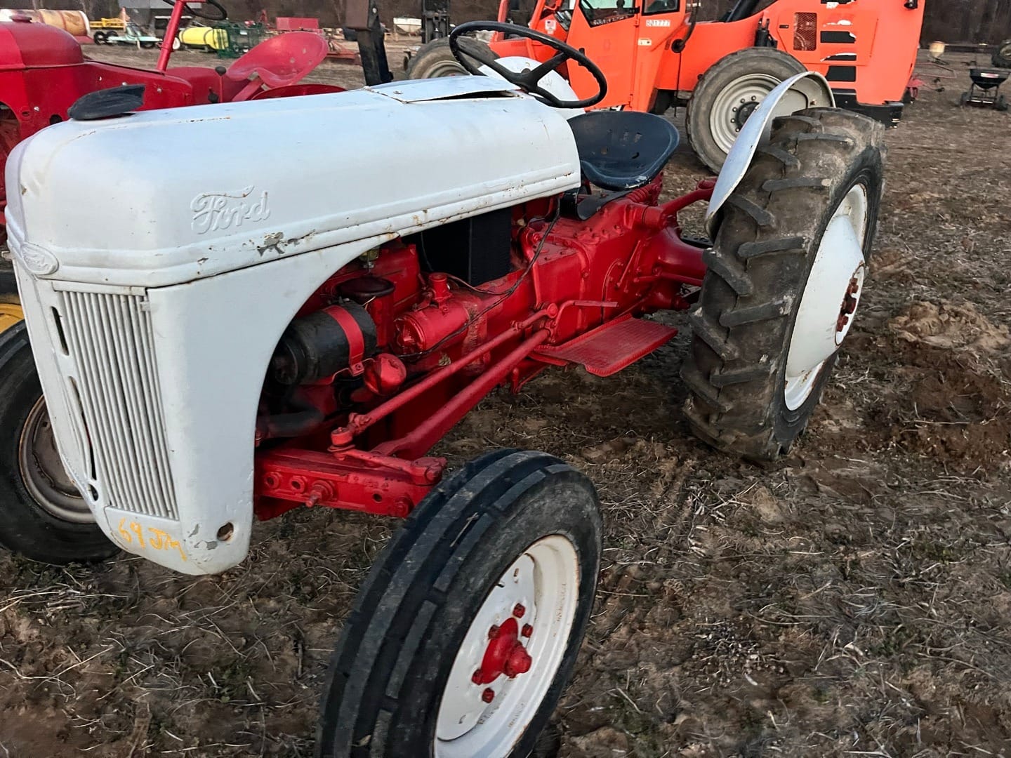 Ford 8N Equipment Image0