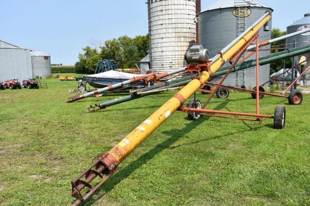 Image of Mayrath 8x30 equipment image 1