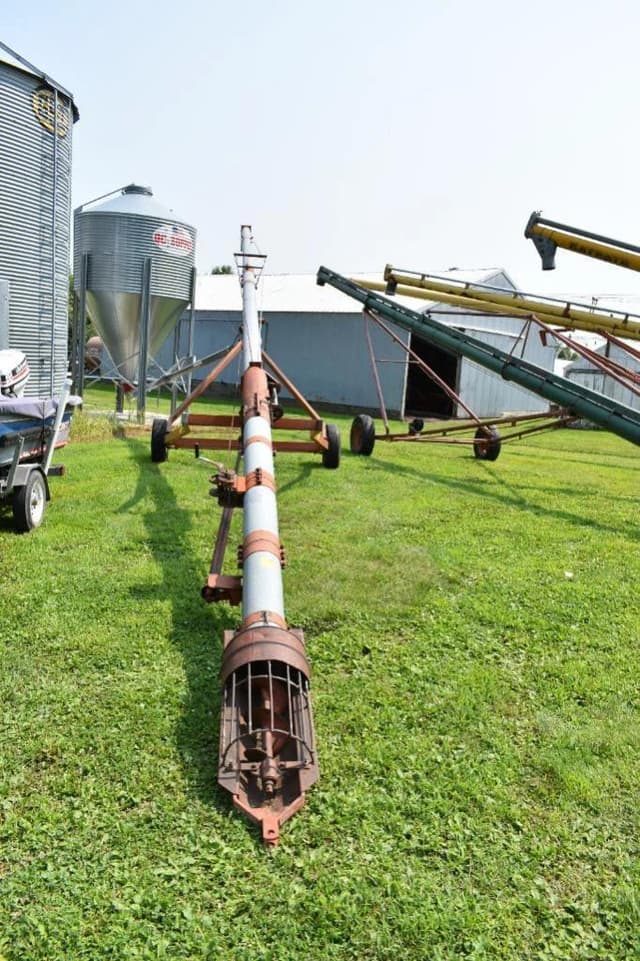 Image of Lindsay 8006 equipment image 1