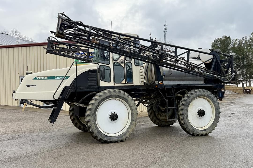 Image of Willmar 7200 Primary image