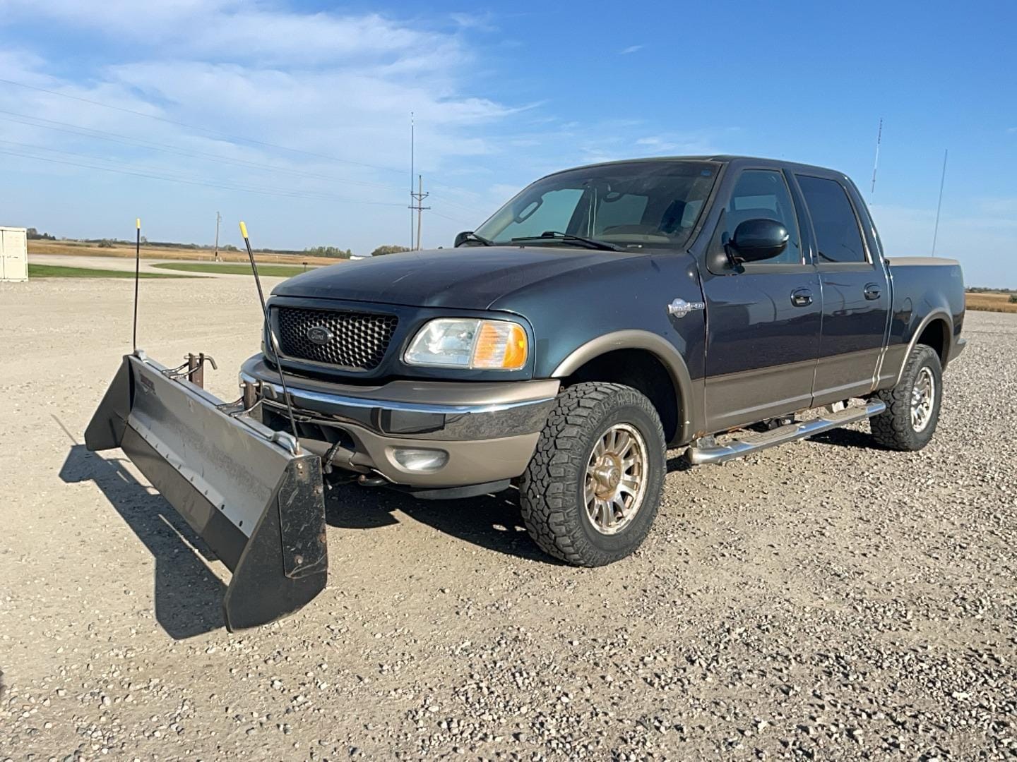 2003 Ford F-150 Equipment Image0